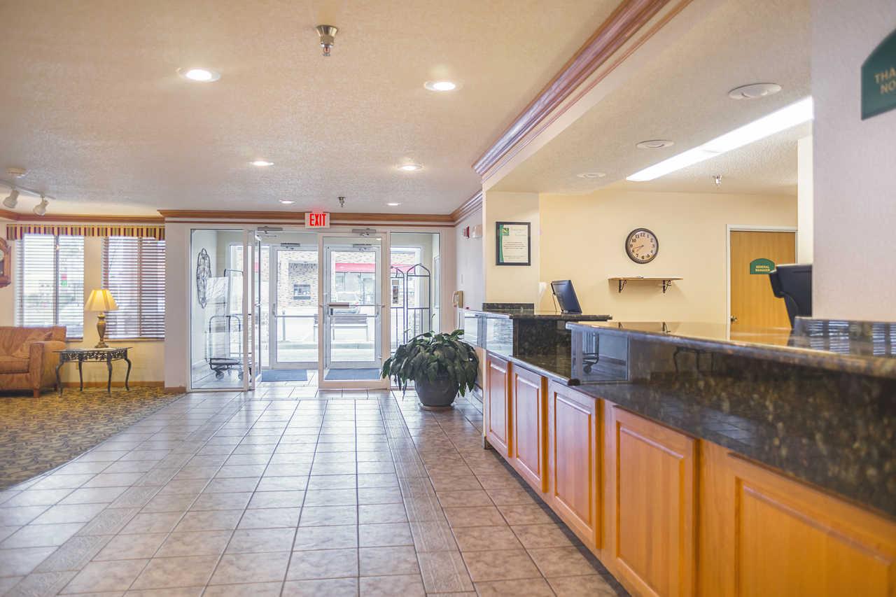 Quality Inn Near Monument Health Rapid City Hospital Extérieur photo
